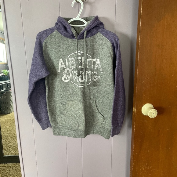 Alberta Strong hoodie - Picture 1 of 1